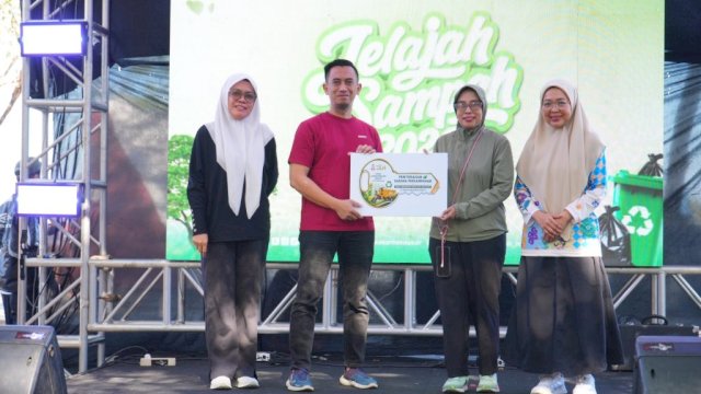 Jelajah Sampah Berlanjut di Ujung Pandang, Bukti Komitmen Ketua Dewan Lingkungan Tekan Sampah ke TPA