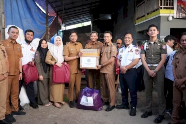 Ringankan Duka Korban Kebakaran, IKAPTK Makassar Salurkan Bantuan untuk Warga Tallo