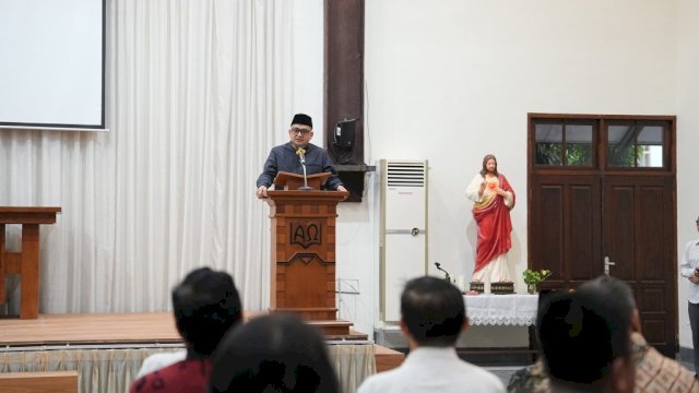 Resmi dikukuhkan, Wali Kota Makassar Munafri Dorong FKLA Hadirkan Aksi Kemanusiaan Tanpa Sekat Agama