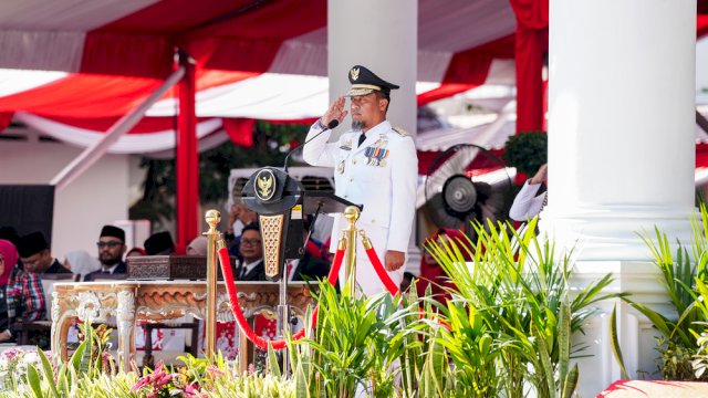 Upacara HUT ke-81 RI, Gubernur Andi Sudirman Gaungkan Kedaulatan Pangan Menuju Indonesia Emas 2045