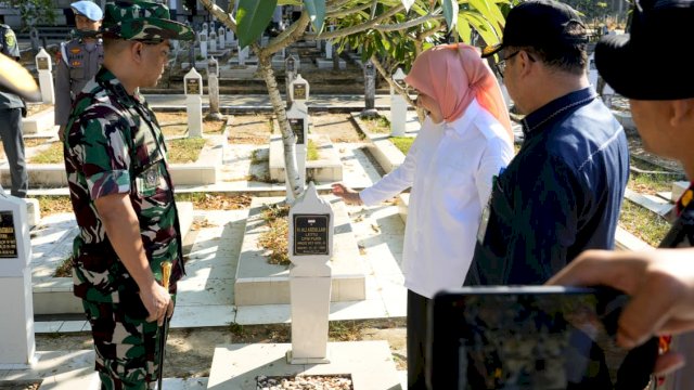 Wawali Makassar Aliyah Ilham Hadiri Karya Bakti di Taman Makam Pahlawan