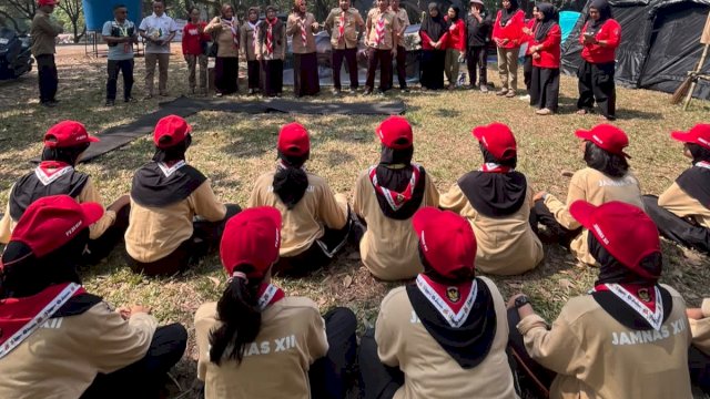 Hadir di Cibubur, Dr. Ani Nurbani Suntik Semangat Kontingen Pramuka Lutim