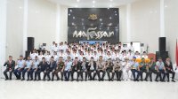 Munafri Kukuhkan 70 Paskibraka Kota Makassar untuk Upacara HUT RI ke-81 di Karebosi