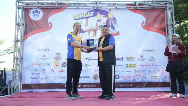 Wali Kota Makassar, Munafri Arifuddin saat menghadiri kegiatan FunWalk PSMTI 2026 yang digelar Paguyuban Sosial Marga Tionghoa Indonesia (PSMTI) Sulsel.