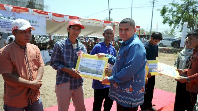 Wali Kota Makassar, Munafri Arifuddin alias Appi, saat menghadiri Musyawarah Tani "Abbulo Sibatang" yang dilaksanakan Kelompok Tani Bontoa.