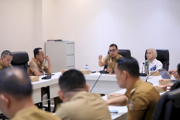 Sampah Tak Boleh Lagi Bertumpuk, Camat-Lurah Makassar Diminta Turun Kontrol Setiap Hari