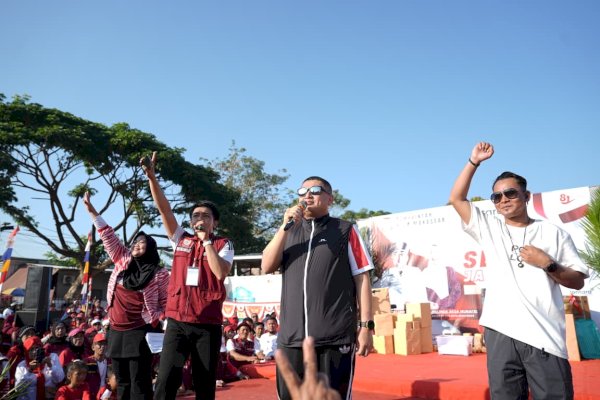 Munafri Jalan Sehat Bersama Warga Maccini Sombala, Ingatkan Pilah Sampah dan Waspada Kemarau