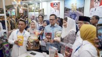 Stan Sidrap Curi Perhatian di AOE 2026, Wamendagri Ikut Belanja Produk Lokal