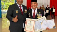 Pemkab Maros Apresiasi Pengabdian Kepala Bapenda dengan Tiga Penghargaan