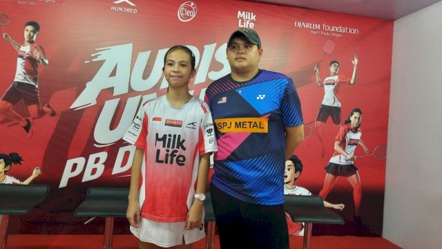 Atlet bulu tangkis asal PB Manguni, Minahasa, Sulawesi Utara, Kartika Tambahani.