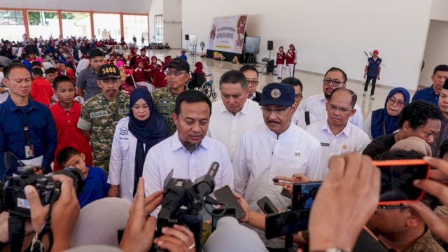 Gubernur Sulsel Dampingi Mensos Tinjau Sekolah Rakyat Terintegrasi 3 di Sudiang