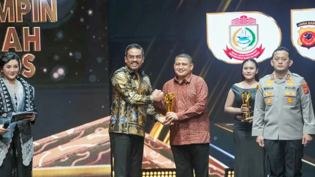 Wali Kota Appi Raih Penghargaan atas Digitalisasi Layanan, Satu-satunya dari Sulsel