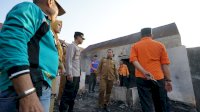 Korban Kebakaran Sumur Jodoh Terima Bantuan, Wali Kota Tasming Hamid Ajak Perkuat Semangat Gotong Royong
