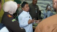 Tinjau Gudang Bulog, Wali Kota Parepare Tasming Hamid Tegaskan Warga Tak Akan Kekurangan Beras