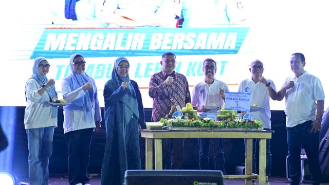 Gathering Pegawai HUT ke-102 Perumda Air Minum, Munafri Titip Pesan: Besarkan Perusahaan, Bukan Faksi