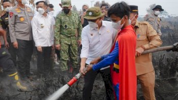 Menhut Raja Juli Apresiasi &ldquo;Forest Hero&rdquo; Rudiansyah, Remaja yang Ikut Padamkan Karhutla di Palangka Raya