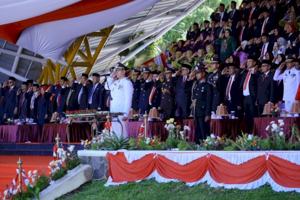 Pimpin Detik-detik Proklamasi HUT ke-81 RI, Bupati Pangkep Ingatkan Warga Jaga Kerukunan