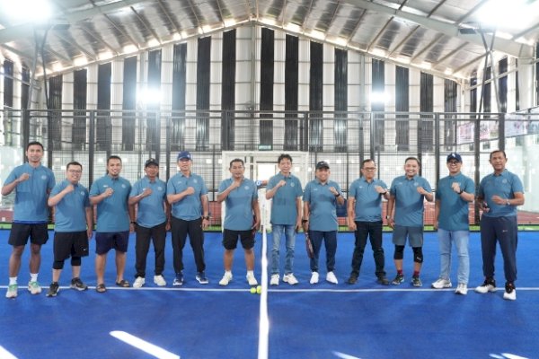 Padel Bareng Semen Tonasa, Ketua DPRD Haris Gani Perkuat Sinergi Forkopimda Pangkep