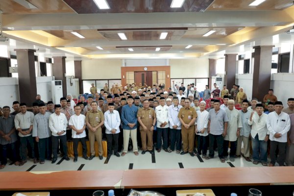 Bupati Daeng Manye Naikkan Honor Imam Takalar Jadi Rp600 Ribu, Dibayar Sekaligus Enam Bulan