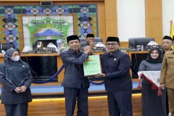 DPRD Pangkep Terima Ranperda Perubahan APBD 2026