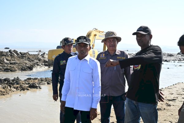 Selamatkan Sawah Petani, Syaharuddin Alrif Manfaatkan Air Danau Sidenreng
