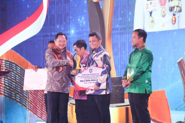 Lutim Raih Penghargaan Terbaik di Ajang Apresiasi Daerah berprestasi se Sulawesi