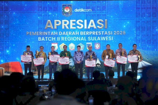Wali Kota Makassar Terima Dua Penghargaan Pemda Berprestasi 2026 dari Kemendagri