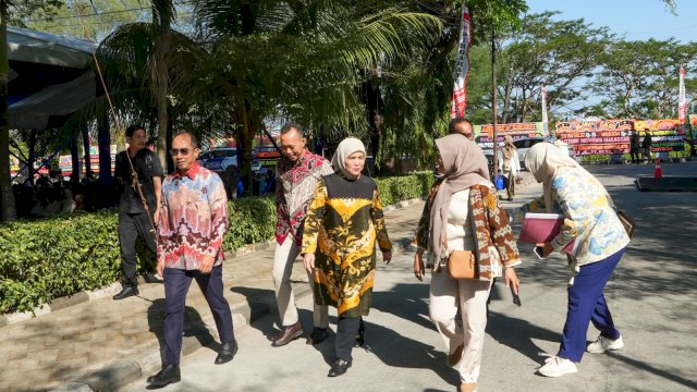 Wakil Wali Kota Makassar sekaligus Ketua DPD ASITA Sulawesi Selatan, Aliyah Mustika Ilham, menghadiri Wisuda Politeknik Pariwisata (Poltekpar) Makassar Tahun 2026.