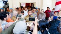Gubernur Sulsel Rapat Bersama Forkopimda Evaluasi Antrean BBM, Minta Pertamina Analisis Kebutuhan Tambahan Kuota
