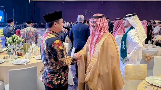 Gubernur Sulawesi Selatan, Andi Sudirman Sulaiman menghadiri perayaan Hari Nasional ke-96 Kerajaan Arab Saudi.