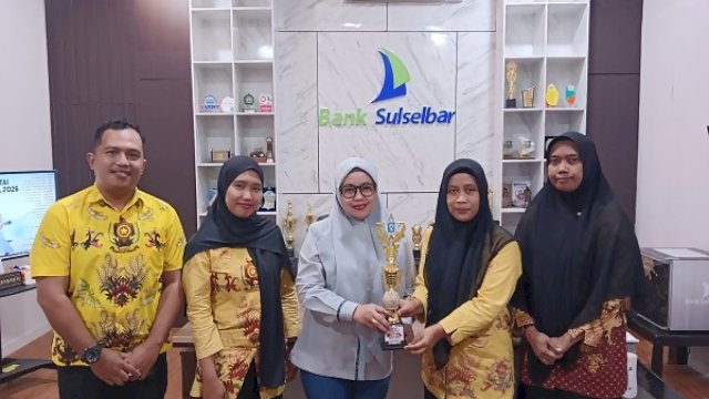 Bank Sulselbar Soppeng Ukir Prestasi di HUT RI ke-81, Raih Juara 2 Lomba Kebersihan
