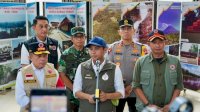 Menhut dan Kepala BNPB Pantau Karhutla Jambi dari Udara, September Jadi Fase Krusial Pengendalian