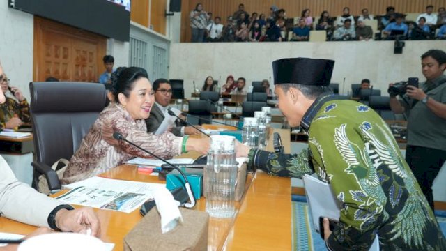 Menteri Kehutanan, Raja Juli Antoni rapat kerja bersama Komisi IV DPR RI yang membahas penyesuaian Rencana Kerja dan Anggaran (RKA) Kementerian Kehutanan Tahun Anggaran 2027.
