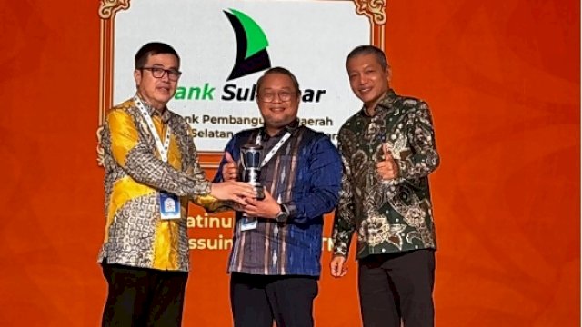 Layanan ATM Diakui Nasional, Bank Sulselbar Sabet Platinum Award Prima Awards 2026