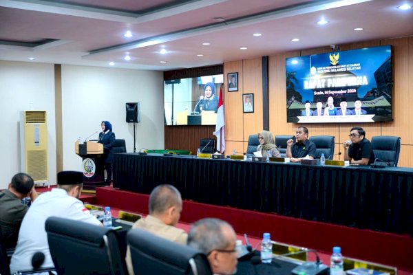 Jawab Pandangan Fraksi, Wagub Fatmawati Rusdi Tekankan Anggaran Perubahan APBD untuk Kebutuhan Masyarakat