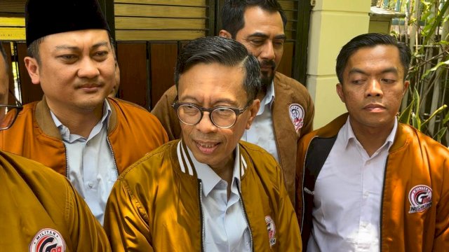 Temui Jokowi, Relawan Gibran Janjikan Bukti Pendidikan Wapres: Tunggu Tanggal Mainnya!