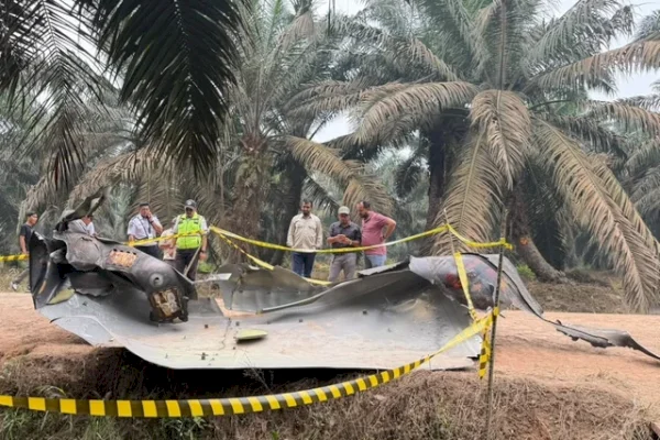 Geger! Serpihan Roket China Sepanjang 9 Meter Jatuh di Sampit, Dekat Permukiman Pekerja