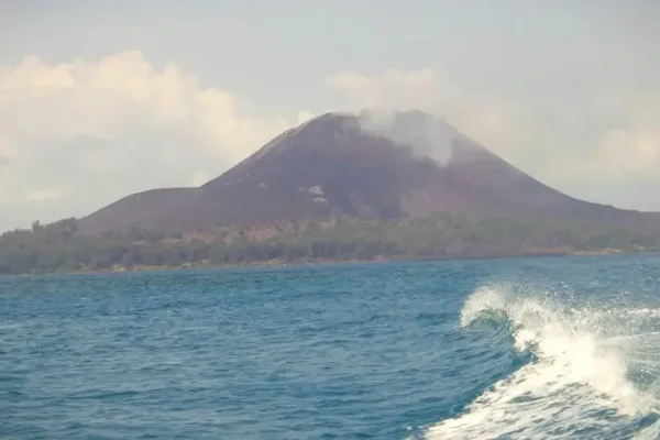 Anak Krakatau Naik Status Siaga, Ahli Ingatkan Warga Banten-Lampung Tak Panik soal Tsunami