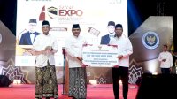 Gubernur Sulsel Serahkan Rp10 Miliar untuk Pembangunan Masjid Asrama Haji