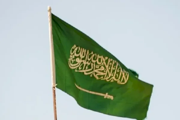 Houthi Gempur Arab Saudi, Kemlu Keluarkan Peringatan untuk WNI