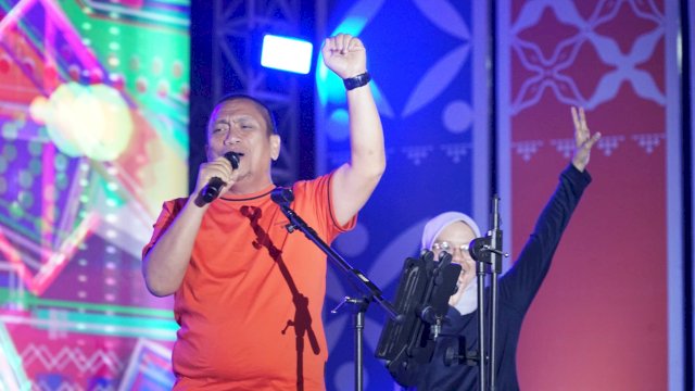 Bupati Luwu Timur Nyanyikan Lagu Wali, Suasana Expo K-UMKM di Sorowako Makin Meriah