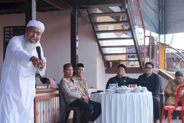 Bupati Lutim Ibas Punya Cara Bikin Masjid Ramai saat Subuh: Guru Diundi Umrah, Siswa dapat Sepeda