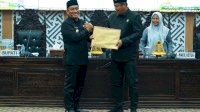 Pemkab Lutim Serahkan Empat Ranperda, Perkuat Landasan Hukum dan Pelayanan