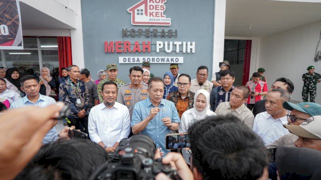 Gubernur Andi Sudirman Sulaiman Dorong Koperasi Desa Pasarkan Produk Lokal