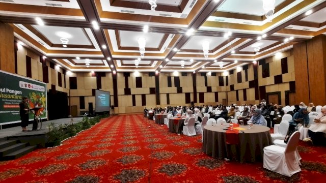 Konferensi Ilmiah Sistem Pangan Berkelanjutan Simpul Pangan Nusantara yang digelar di UNHAS Hotel and Convention, Makassar.
