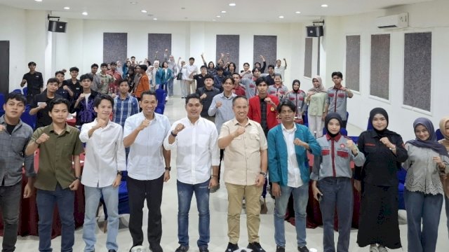 Aliansi Pemuda Peduli Sulsel (APPS) menggelar diskusi interaktif bertajuk &ldquo;Aksi, Aspirasi, dan Regulasi: Menakar Ruang Demokrasi serta Tanggung Jawab Negara terhadap Gerakan Pemuda dan Mahasiswa&rdquo;.