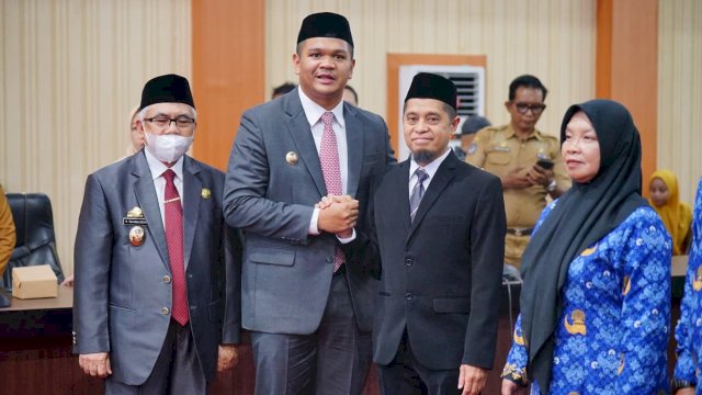 Bupati Bantaeng Lantik Inspektur Baru dan Tenaga Pendidik