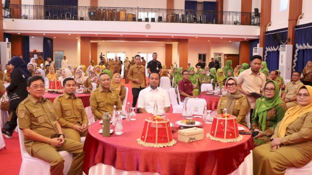 Wali Kota Tasming Hamid Pastikan Bantuan Susu KemenPPPA Tepat Sasaran di Parepare