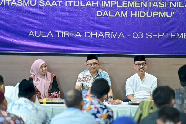 Gelar Peringatan Maulid Nabi, Andi Syahrum Tekankan Keteladanan dan Disiplin Pegawai