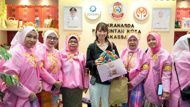 Dari Cora&rsquo; La&rsquo;ba hingga Sarung Basah, Dekranasda Makassar Bawa Ragam Kriya ke INACRAFT 2026